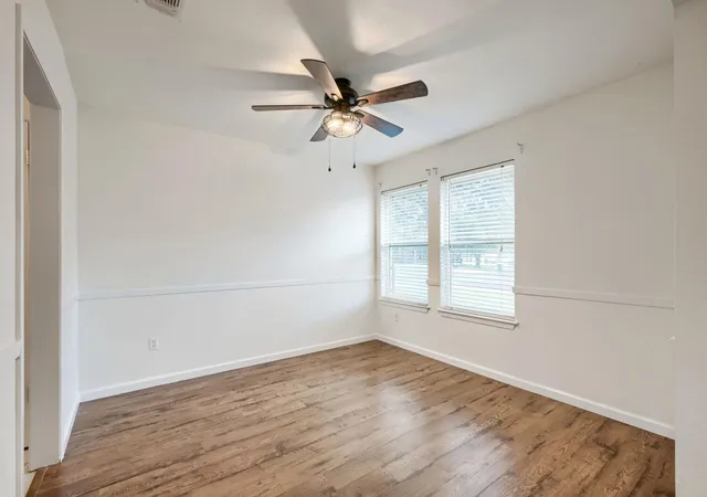 Photo 3 of Single family home for sale at 201 Woodstone Dr, Georgetown, TX 78628 | MLS# 7457454 | Listing updated on 2026-10-25
