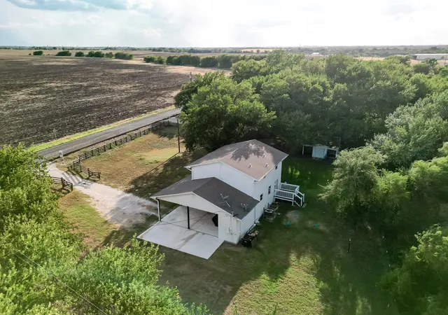 Photo 3 of Single family home for sale at 93 County Rd 130, Georgetown, TX 78626 | MLS# 9306251 | Listing updated on 2026-10-26