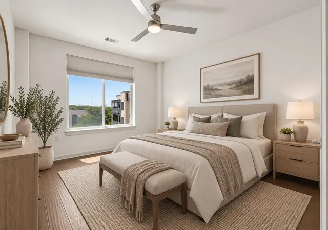 Listing Photo 4 - Condo for sale in building located at 3600 S Lamar Blvd, Austin, TX 78704 - Unit #412
