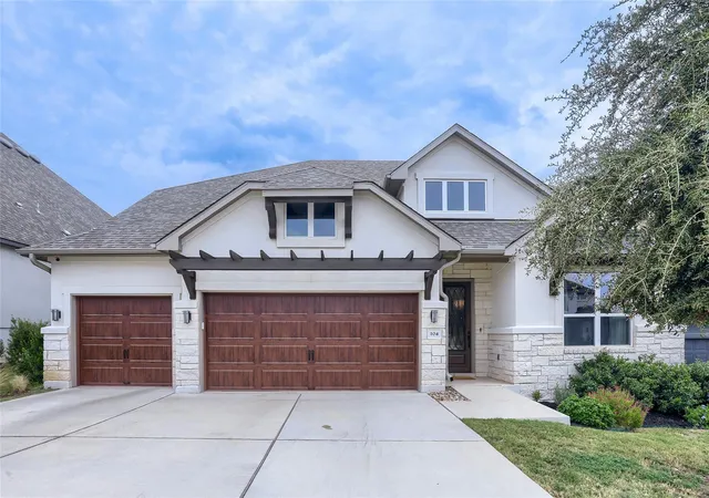 Photo 1 of Single family home for sale at 104 Eagle Pass Trl, Georgetown, TX 78628 | MLS# 9524949 | Listing updated on 2026-10-08
