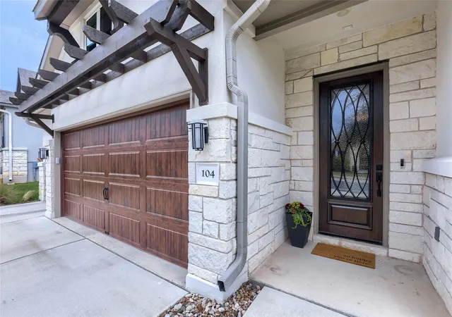Photo 2 of Single family home for sale at 104 Eagle Pass Trl, Georgetown, TX 78628 | MLS# 9524949 | Listing updated on 2026-10-08