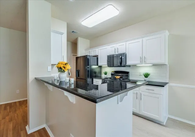 Photo 4 of Single family home for sale at 1327 Rosie Ln, Cedar Park, TX 78613 | MLS# 6042815 | Listing updated on 2026-09-20