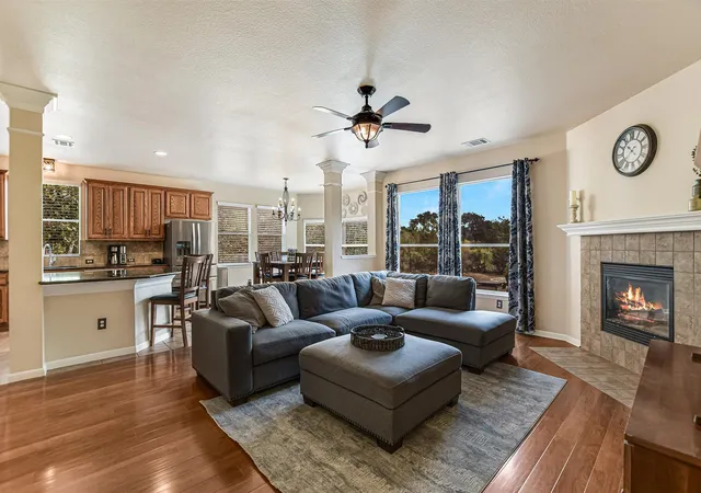 Photo 3 of Single family home for sale at 2002 Mcillwain Cv, Cedar Park, TX 78613 | MLS# 7876157 | Listing updated on 2026-10-28