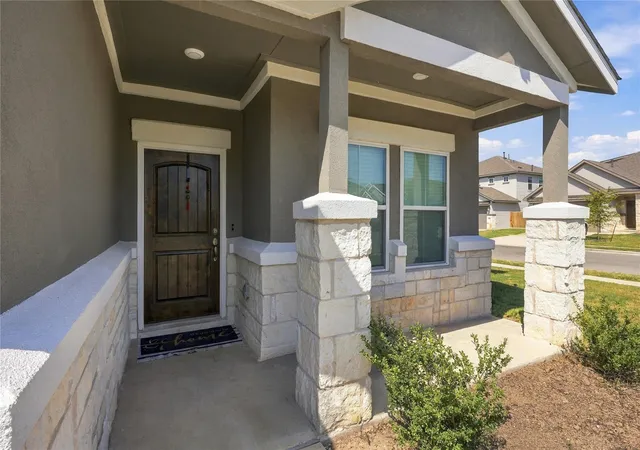 Photo 3 of Single family home for sale at 265 Ironshoe Trl, Liberty Hill, TX 78642 | MLS# 7109541 | Listing updated on 2026-09-17