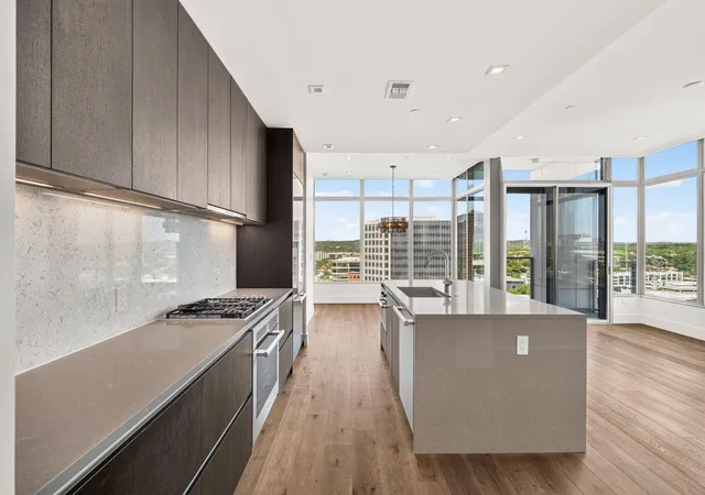 Photo 2 of Condo for sale at 501 West Ave #1504, Austin, TX 78701 | MLS# 7194210 | Listing updated on 2026-09-17