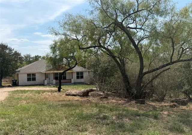Photo 2 of Single family home for sale at 117 N Pass, Kingsland, TX 78639 | MLS# 2963701 | Listing updated on 2026-09-28