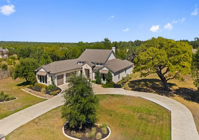 Photo 2 of Single family home for sale at 10809 Vista Hts Dr, Georgetown, TX 78628 | MLS# 9155388 | Listing updated on 2026-10-17