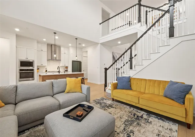 Photo 2 of Single family home for sale at 167 Darley Oak Dr, Dripping Springs, TX 78620 | MLS# 6362130 | Listing updated on 2026-09-23