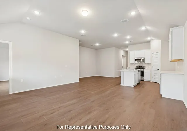 Photo 3 of Sale Pending at 7124 Fayetteville Dr, Austin, TX 78747 | MLS# 8408724 | Listing updated on 2026-10-09