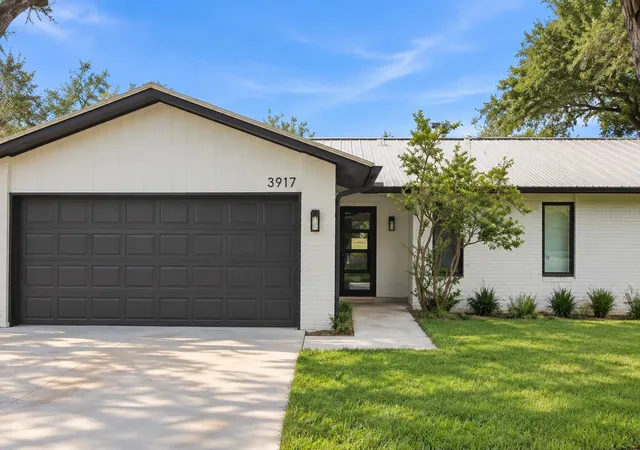 Photo 2 of Single family home for sale at 254 Arch St Dr, Austin, TX 78749 | MLS# 2822595 | Listing updated on 2026-10-15
