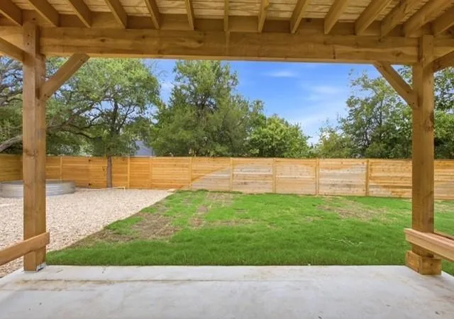 Photo 4 of Single family home for sale at 254 Arch St Dr, Austin, TX 78749 | MLS# 2822595 | Listing updated on 2026-09-22
