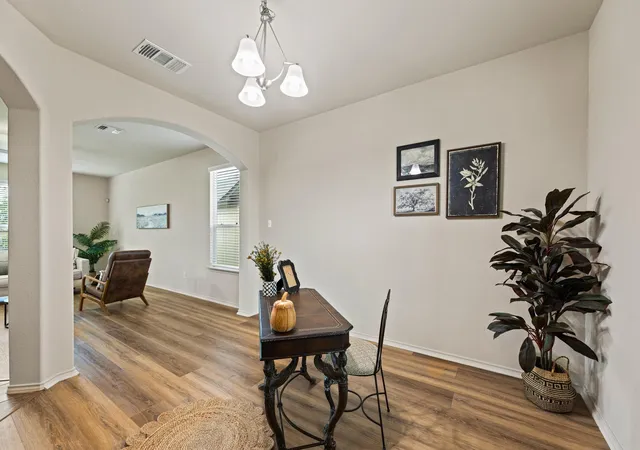 Photo 3 of Single family home for sale at 232 Geode Ln, Jarrell, TX 76537 | MLS# 2838985 | Listing updated on 2026-09-30