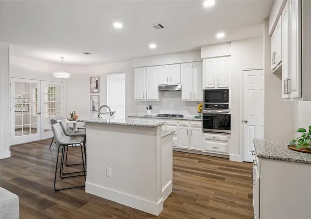 Photo 4 of Single family home for sale at 9309 Tea Rose Trl, Austin, TX 78748 | MLS# 5284321 | Listing updated on 2026-10-23