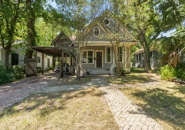 Photo 1 of Sale Pending at 4510 Ave G, Austin, TX 78751 | MLS# 3429966 | Listing updated on 2026-10-27