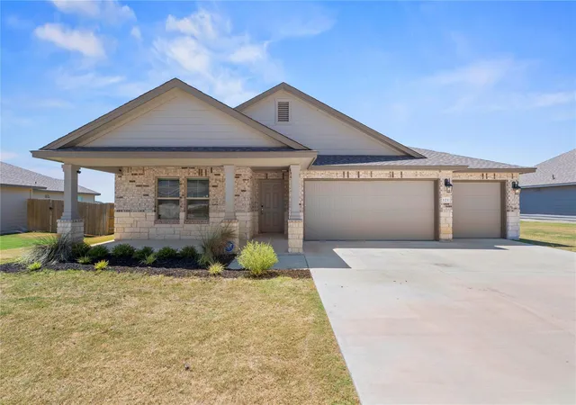Photo 1 of Single family home for sale at 121 Ayla Marie Dr, Copperas Cove, TX 76522 | MLS# 1711370 | Listing updated on 2026-09-25