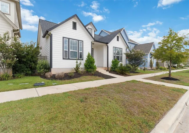 Photo 2 of Single family home for sale at 162 Adelton Blvd, Bastrop, TX 78602 | MLS# 3966874 | Listing updated on 2026-10-01