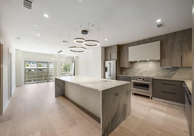 Condo for sale at 3600 S Lamar Blvd #202, Austin, TX 78704 | MLS# 1693017