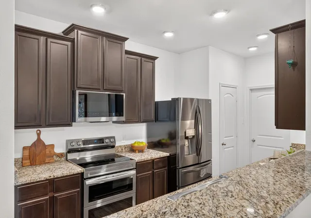 Photo 4 of Single family home for sale at 20009 Grover Cleveland Way, Manor, TX 78653 | MLS# 3030753 | Listing updated on 2026-10-01