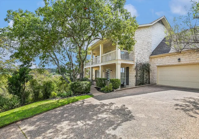 Single family home for sale at 5901 Round Table Cv, Austin, TX 78746 | MLS# 9215034
