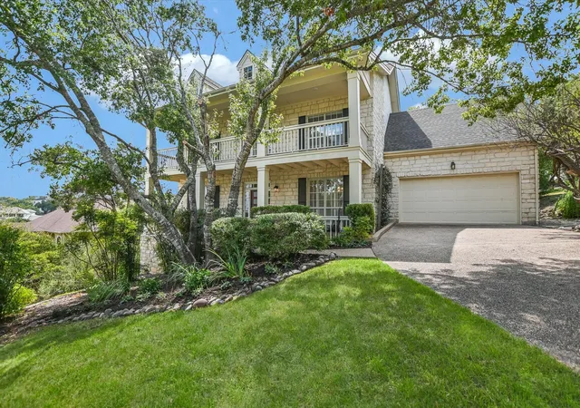 Photo 2 of Single family home for sale at 5901 Round Table Cv, Austin, TX 78746 | MLS# 9215034 | Listing updated on 2026-10-08