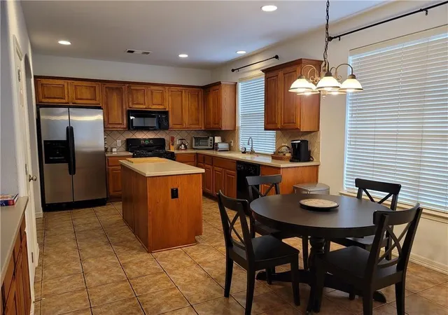 Photo 2 of Single family home for sale at 516 Centerbrook Pl, Round Rock, TX 78665 | MLS# 7722836 | Listing updated on 2026-10-02