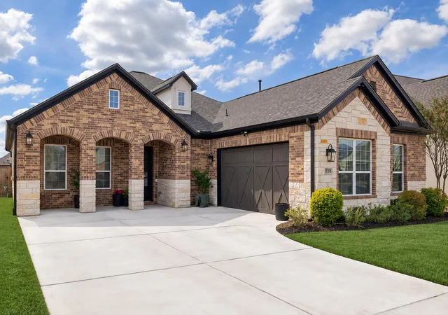 Photo 1 of Single family home for sale at 17305 Autumn Fls Dr, Manor, TX 78653 | MLS# 4460940 | Listing updated on 2026-09-26