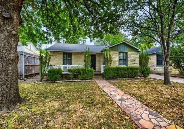 Photo 1 of Single family home for sale at 2207 Euclid Ave, Austin, TX 78704 | MLS# 2372871 | Listing updated on 2026-09-24