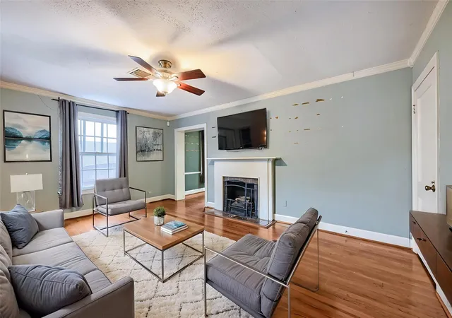 Photo 4 of Single family home for sale at 2207 Euclid Ave, Austin, TX 78704 | MLS# 2372871 | Listing updated on 2026-09-24