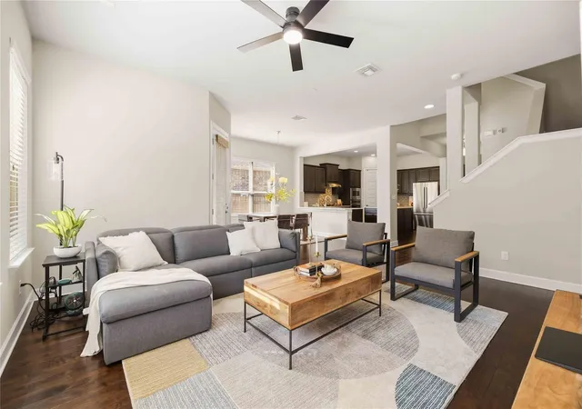 Photo 3 of Single family home for sale at 916 Isaias Dr, Leander, TX 78641 | MLS# 9661465 | Listing updated on 2026-09-18