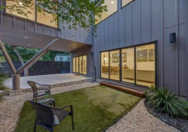 Photo 2 of Single family home for sale at 1606 Salina St, Austin, TX 78702 | MLS# 9634578 | Listing updated on 2026-09-17