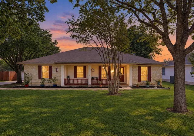 Photo 1 of Single family home for sale at 510 Maybrook Dr, Buda, TX 78610 | MLS# 4297723 | Listing updated on 2026-09-29