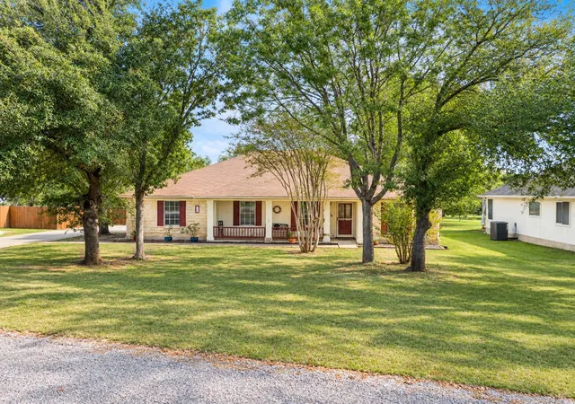Photo 3 of Single family home for sale at 510 Maybrook Dr, Buda, TX 78610 | MLS# 4297723 | Listing updated on 2026-09-29