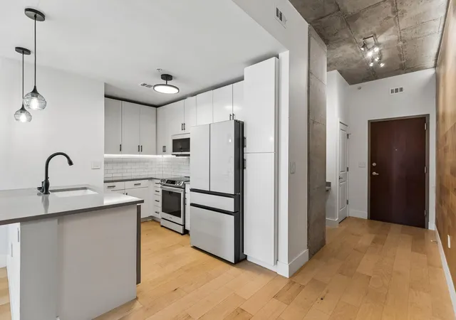 Photo 3 of Condo for sale at 360 Nueces St #1114, Austin, TX 78701 | MLS# 4391903 | Listing updated on 2026-09-17