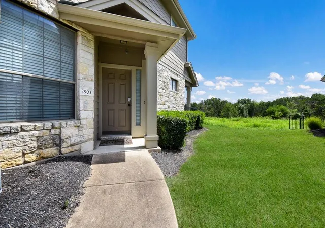 Photo 3 of Condo for sale at 9201 Brodie Ln #2903, Austin, TX 78748 | MLS# 9708418 | Listing updated on 2026-09-17