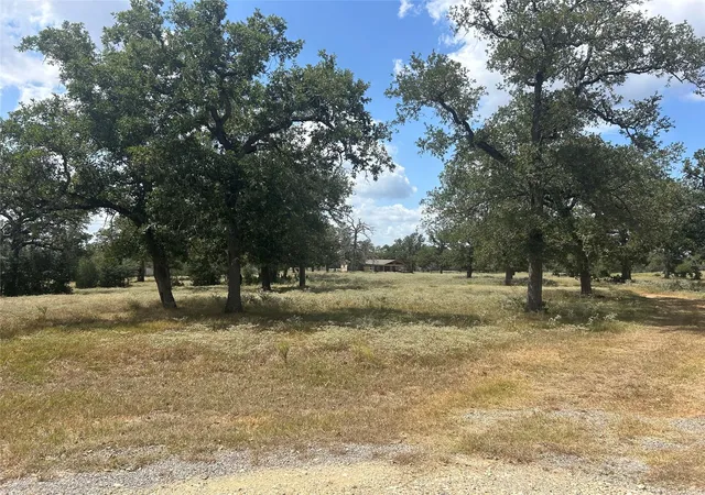 Single family home for sale at 2238 Flash Cir, Luling, TX 78648 | MLS# 1930138