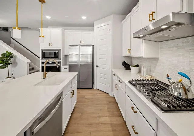 Photo 4 of Single family home for sale at 7619 Boyd Hvn Dr, Austin, TX 78744 | MLS# 9182671 | Listing updated on 2026-10-08