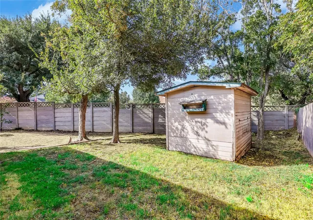 Photo 33 of Single family home for sale at 16712 Village Oak Loop, Austin, TX 78717 | MLS# 4263174 | Listing updated on 2026-10-07