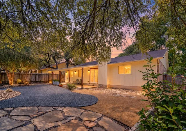 Photo 2 of Single family home for sale at 6305 Sanderson Ave, Austin, TX 78749 | MLS# 9738860 | Listing updated on 2026-09-19