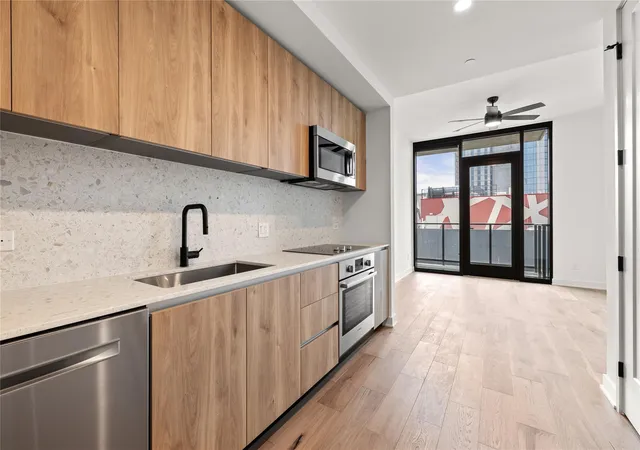 Photo 3 of Condo for sale at 84 East Ave #2002, Austin, TX 78701 | MLS# 9857376 | Listing updated on 2026-09-17
