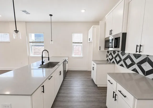 Photo 3 of Single family home for sale at 1106 Begonia Ter #2, Austin, TX 78741 | MLS# 5522443 | Listing updated on 2026-09-17