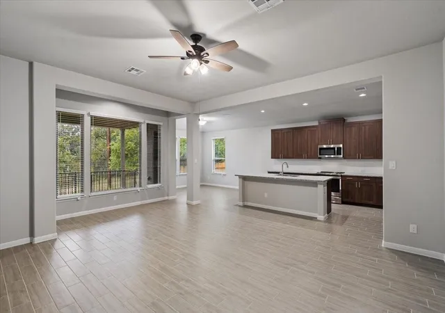 Photo 3 of Single family home for sale at 140 Scenic Hills Cir, Georgetown, TX 78628 | MLS# 7727965 | Listing updated on 2026-09-17