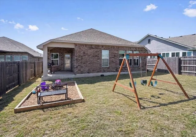 Photo 4 of Single family home for sale at 102 Patrick Herndon Dr, Bastrop, TX 78602 | MLS# 5802052 | Listing updated on 2026-09-18