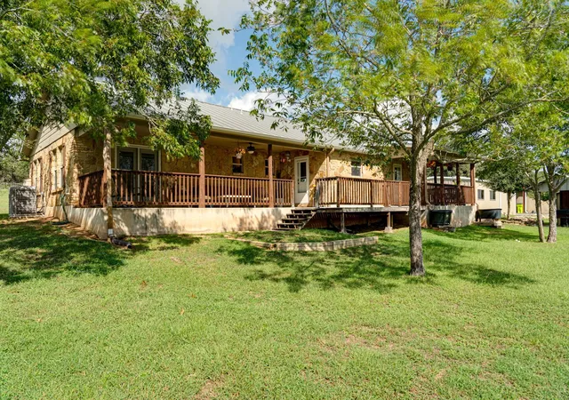 Single family home for sale at 119 Saddle Ct, Bastrop, TX 78602 | MLS# 1236058