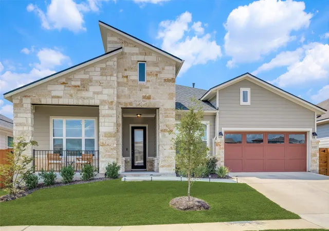 Single family home for sale at 8313 Silhouette St, Austin, TX 78744 | MLS# 5428231