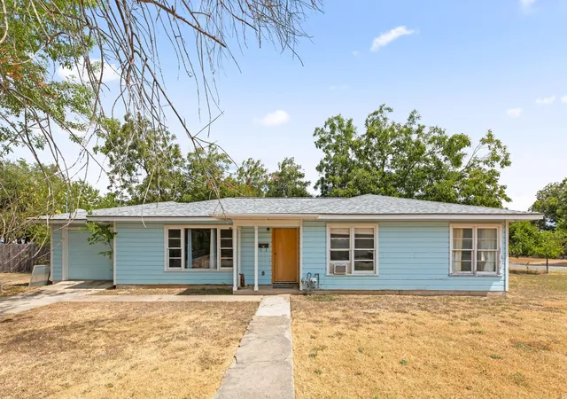Photo 1 of Single family home for sale at 1907 Paige St, Georgetown, TX 78626 | MLS# 8067482 | Listing updated on 2026-09-25