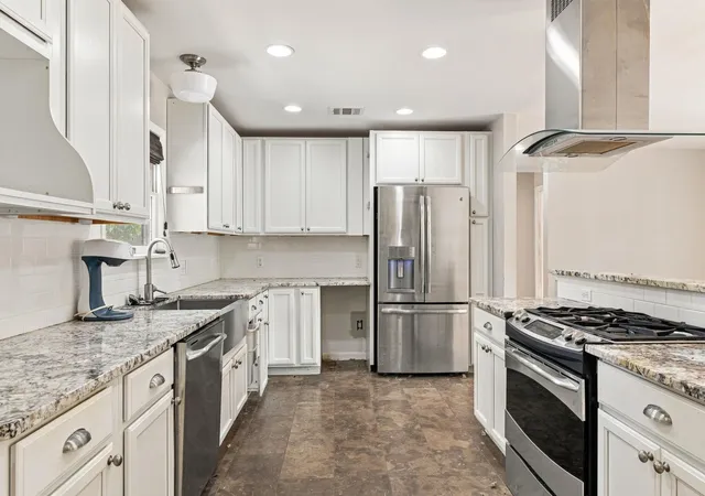 Photo 3 of Single family home for sale at 1907 Paige St, Georgetown, TX 78626 | MLS# 8067482 | Listing updated on 2026-09-25
