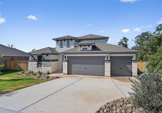 Photo 2 of Single family home for sale at 212 Scenic Hills Cir, Georgetown, TX 78628 | MLS# 1999894 | Listing updated on 2026-09-17