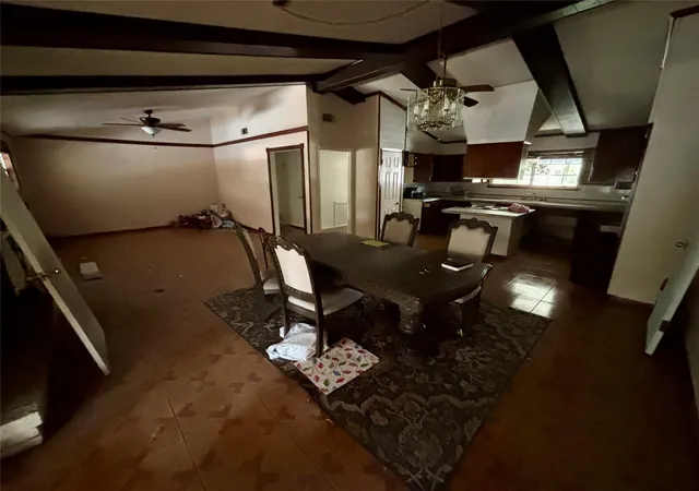 Photo 2 of Single family home for sale at 105 Kimberly Dr, Universal City, TX 78148 | MLS# 2073162 | Listing updated on 2026-10-02