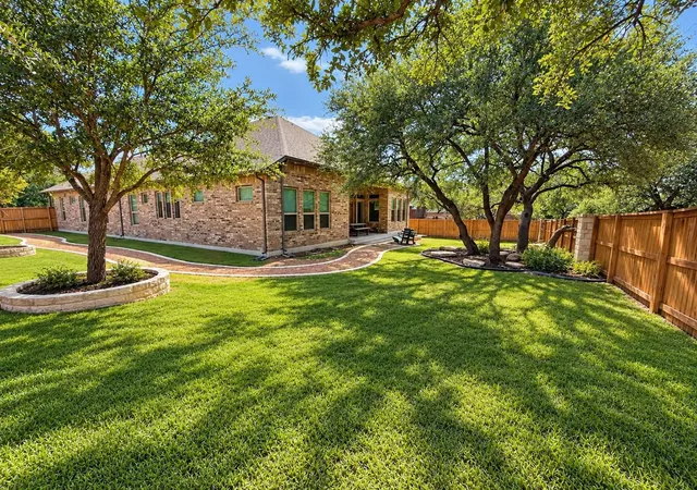 Photo 3 of Single family home for sale at 221 Lake Rim Cir, Georgetown, TX 78633 | MLS# 2062234 | Listing updated on 2026-09-29