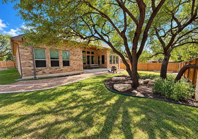 Photo 3 of Single family home for sale at 221 Lake Rim Cir, Georgetown, TX 78633 | MLS# 2062234 | Listing updated on 2026-09-29